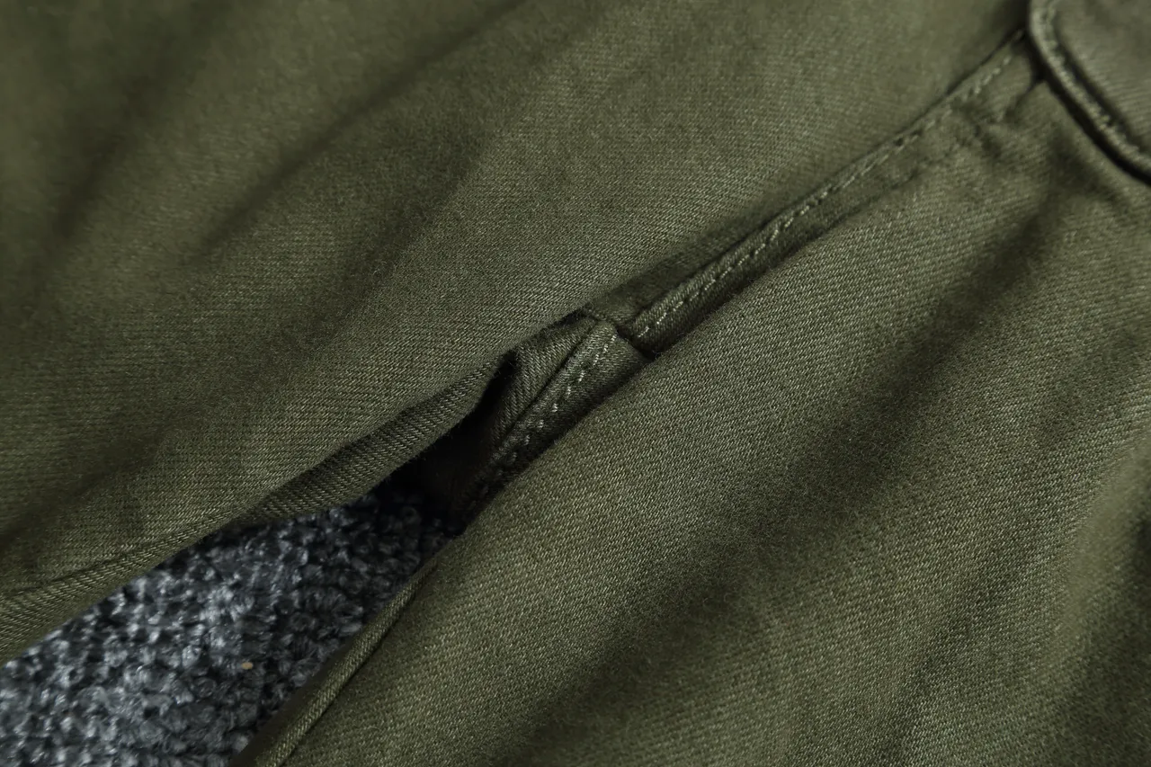Shorts Style Cargo Vert Olive avec Poches à Fermeture Éclair 10