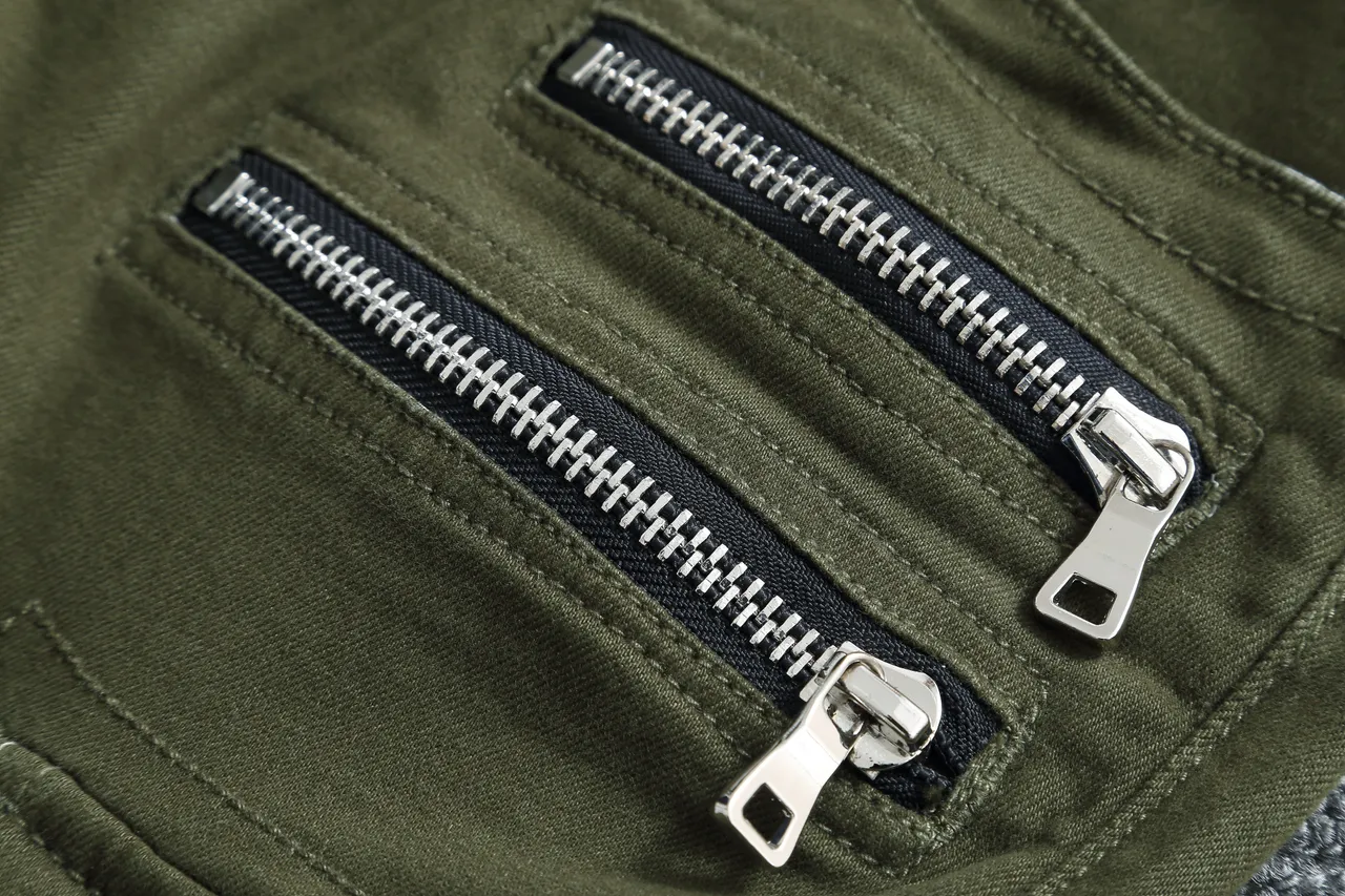 Shorts Style Cargo Vert Olive avec Poches à Fermeture Éclair 11