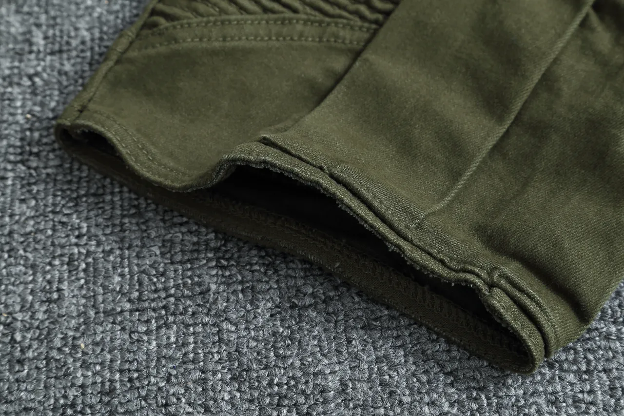Shorts Style Cargo Vert Olive avec Poches à Fermeture Éclair 14