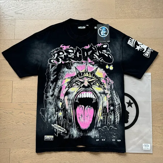 Oversized Double-Sided Graphic Print T-Shirt 9