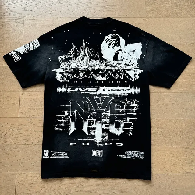 Oversized Double-Sided Graphic Print T-Shirt 10