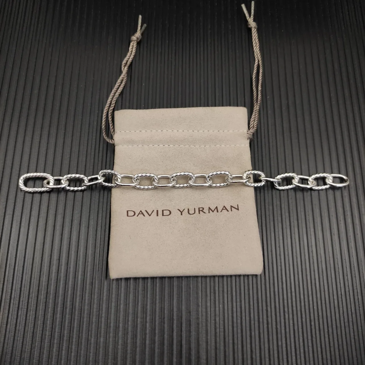 Polished Silver Twisted Rope and Oval Link Chain Bracelet 9