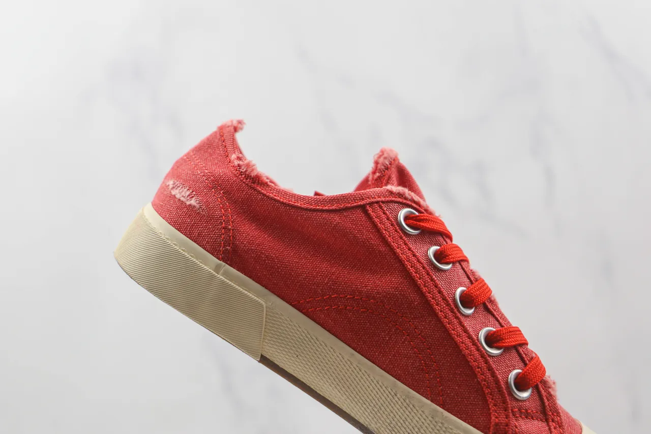 Chaussures en toile rouge beige low-top avec col frayé 5