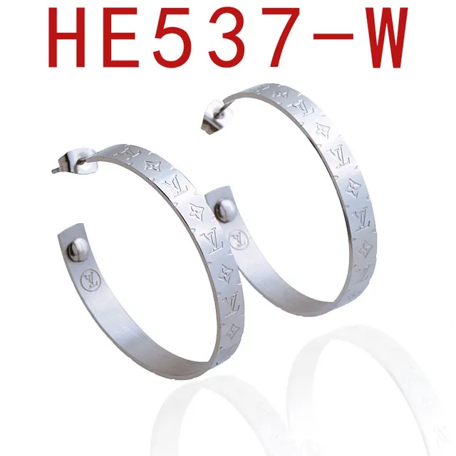 玫瑰金雕刻单字耳环 2