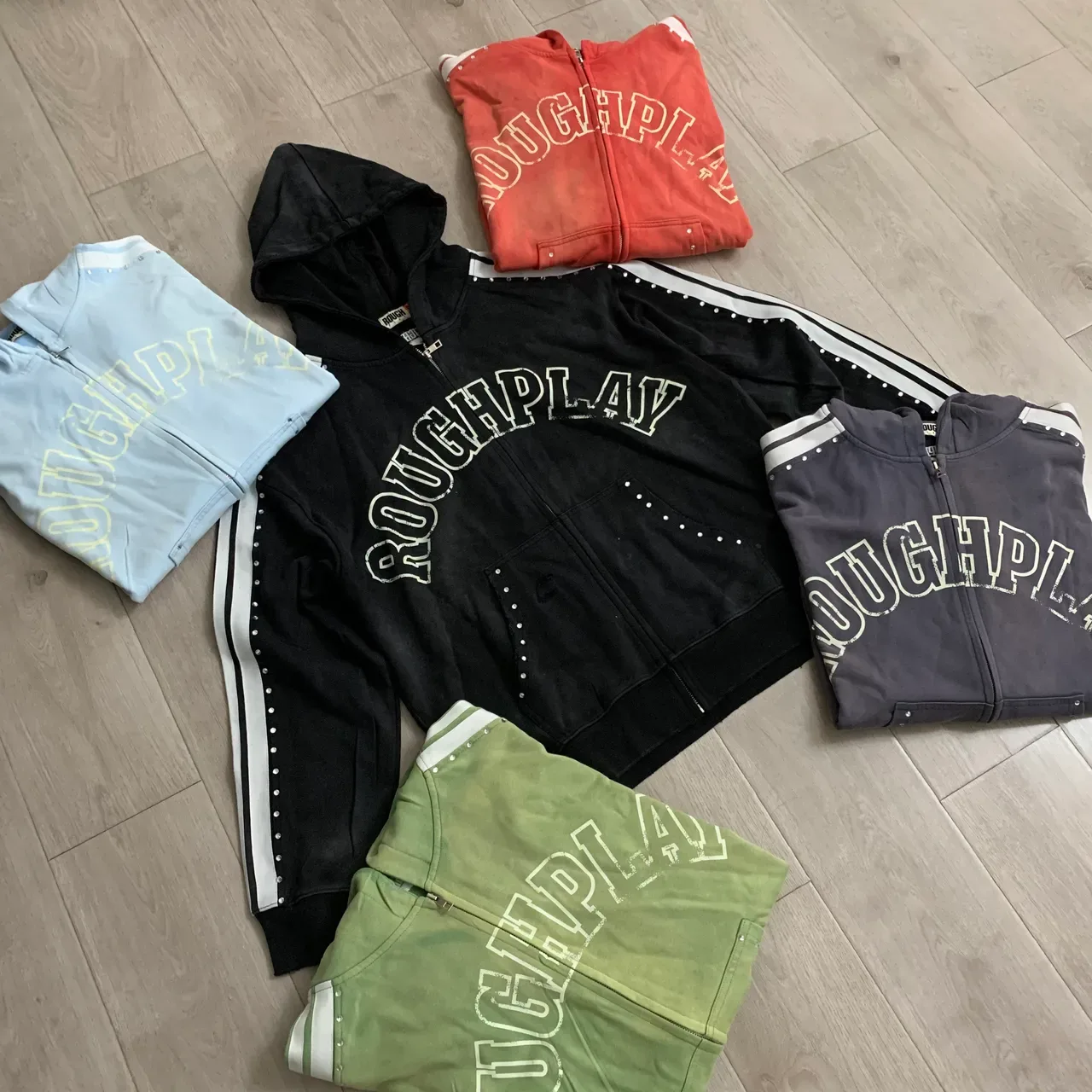 Rough Arch Logo 铆钉条纹 拉链连帽衫 22