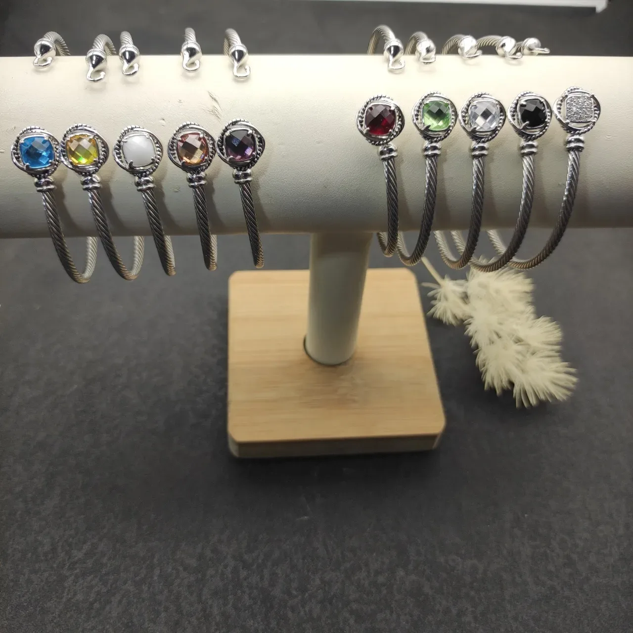 Silver Blue Cable-Wire Construction Faceted Stone Bracelet 4