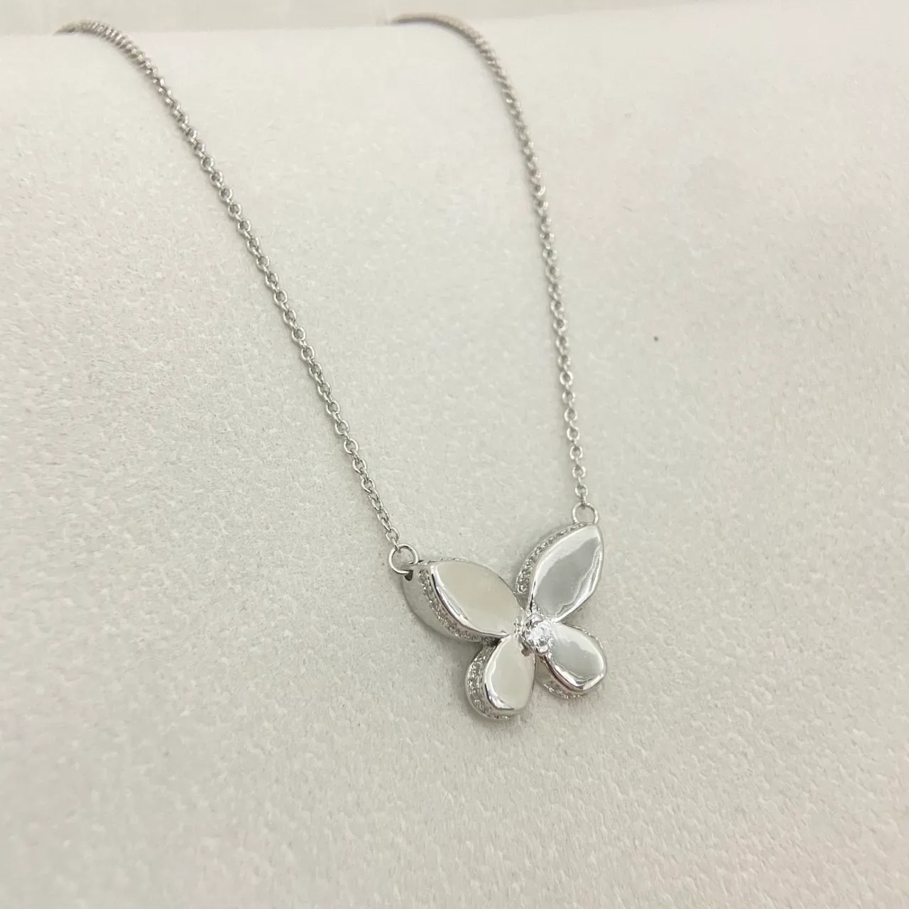 Collier Pendentif Papillon Argent Or Finition Émail Pétale 5