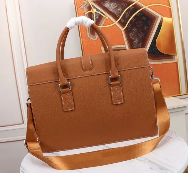 Structured Pebbled Leather Flap-Top Closure Handbag 2