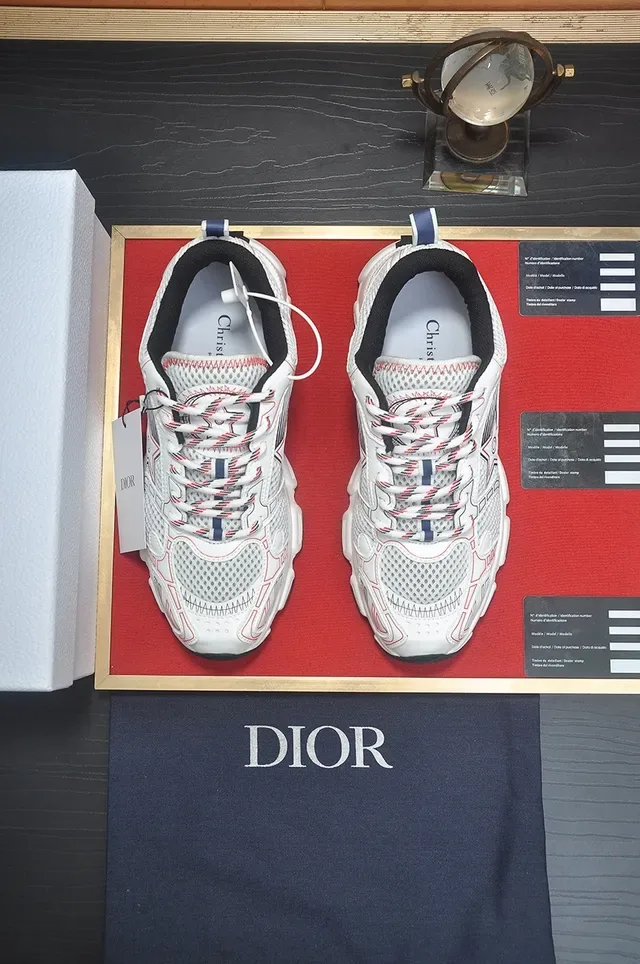 White and Red Star Motif Chunky Sneakers 5