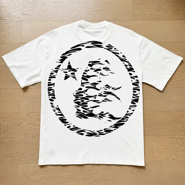 White Graphic Zebra-Print Star Motif Oversized T-Shirt 10