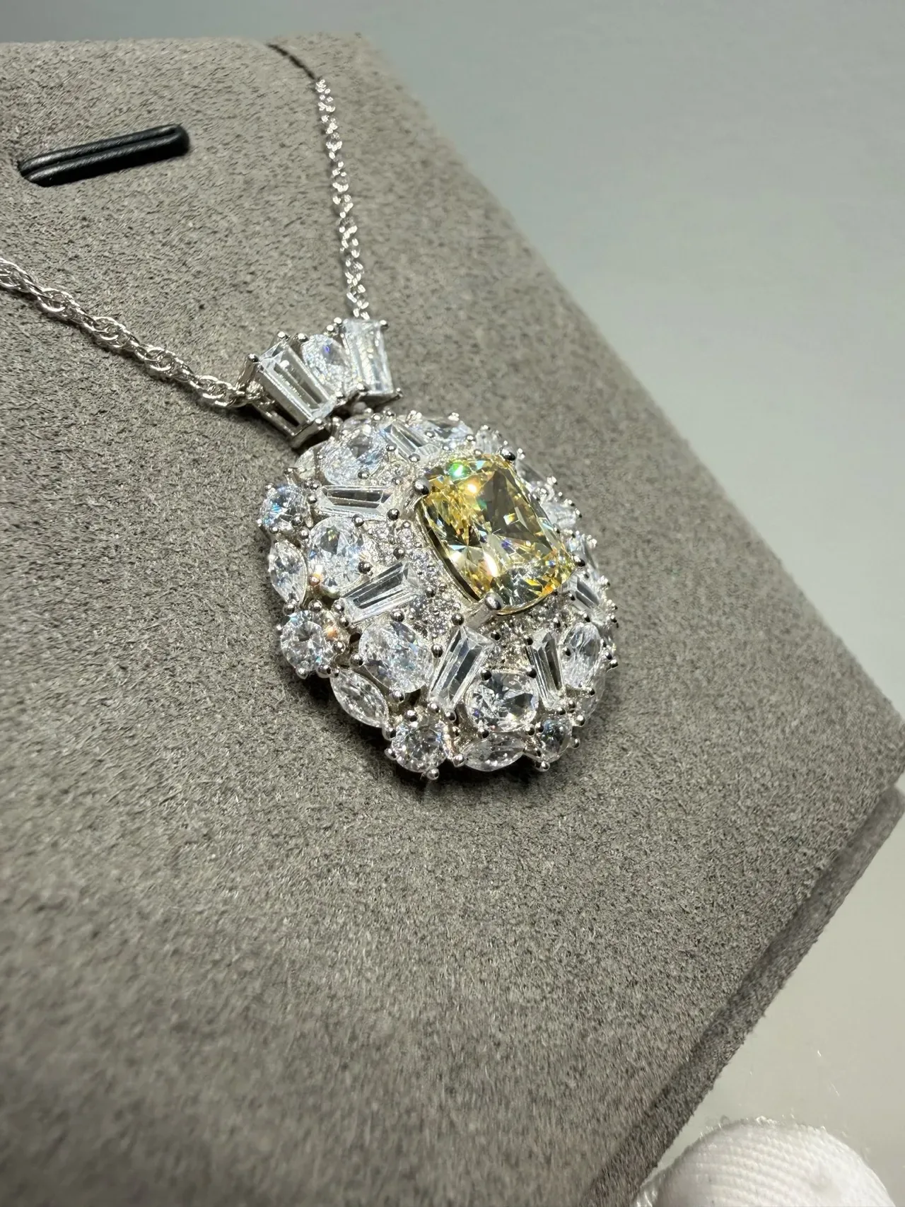 Yellow Silver Halo Cluster Pendant Multi-Stone Setting Necklace 5