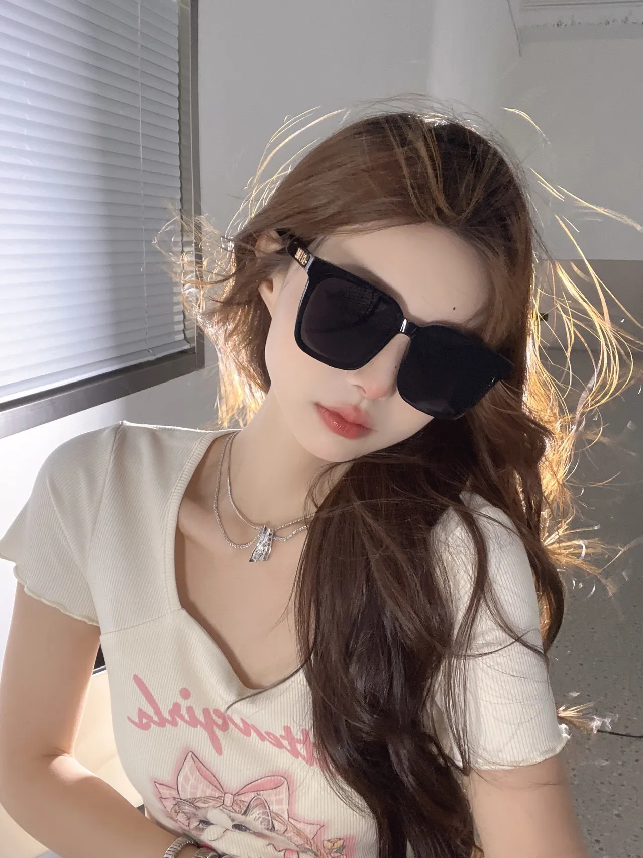 Gentle Monster نظارات شمسية oversized مربعة سوداء 2