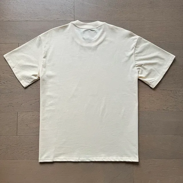 T-shirt Godspeed col rond imprimé graphique motif crâne et floral 6