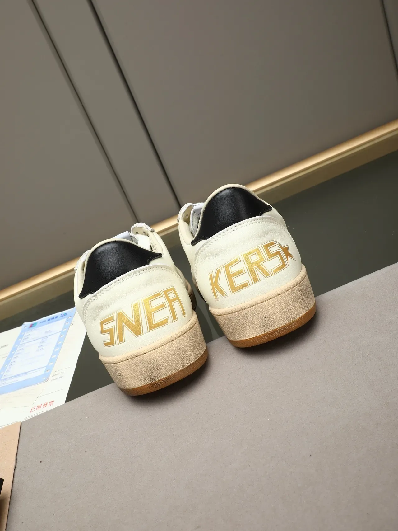Golden Goose Ball Star Off-White Leopard Star حذاء أسلوب حياة 3