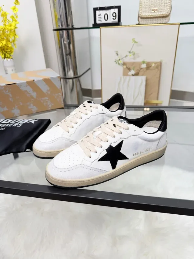 Golden Goose Ball Star Sneakers Lifestyle Blanc et Noir Star 5