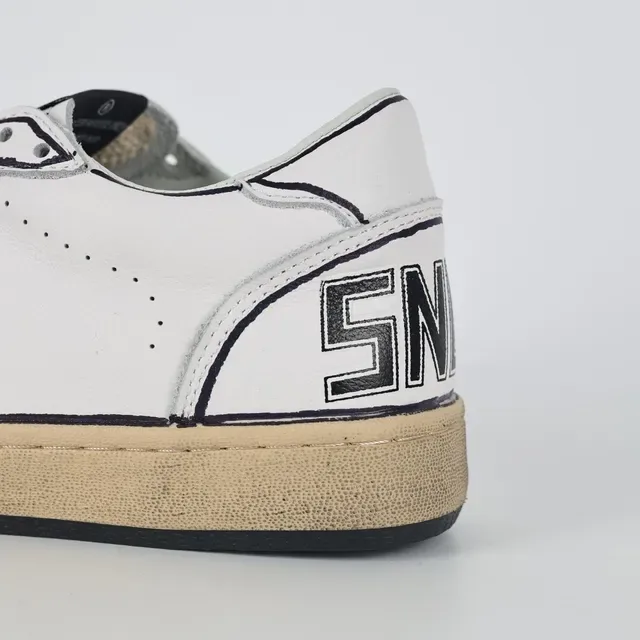 Golden Goose Superstar أبيض أسود نجم لوجو نمط حياة حذاء 4