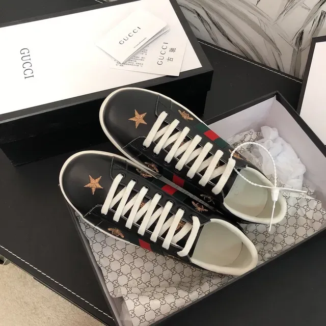 Gucci Ace কালো চামড়ার সিলাই করা মৌমাছি ও তারা লাইফস্টাইল স্নিকার্স 6