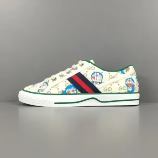 Gucci Ace Doraemon طباعة كانفاس أسلوب حياة أحذية رياضية