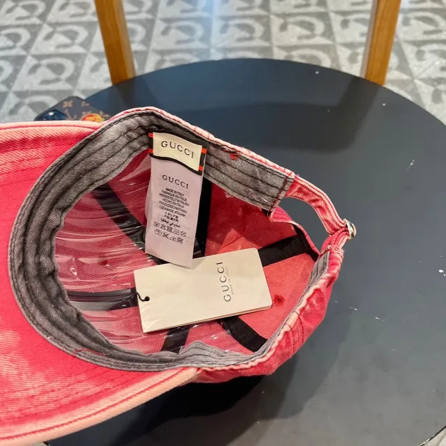 قبعة بيسبول Gucci جينز وردي acid-wash 8