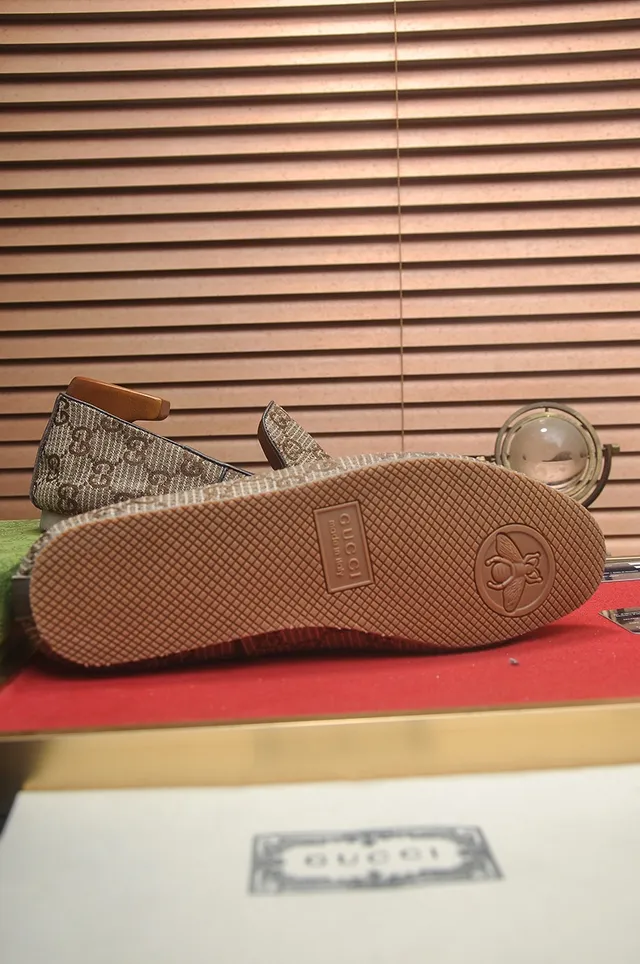 Gucci Bege Marrom GG Tecido Jacquard Mocassim Slip-On 3