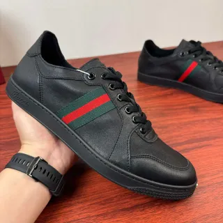 Gucci Black Green Leather Upper Web Stripe Side Panel Lifestyle Sneakers — Gucci Lifestyle Sneakers photo from the Yupoo catalog