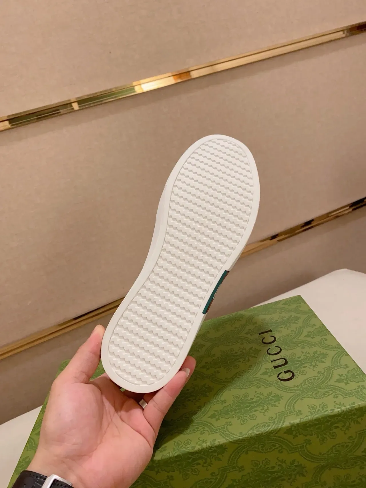 Gucci أسود أخضر منزلق جلد علوي أسلوب حياة رياضي 2