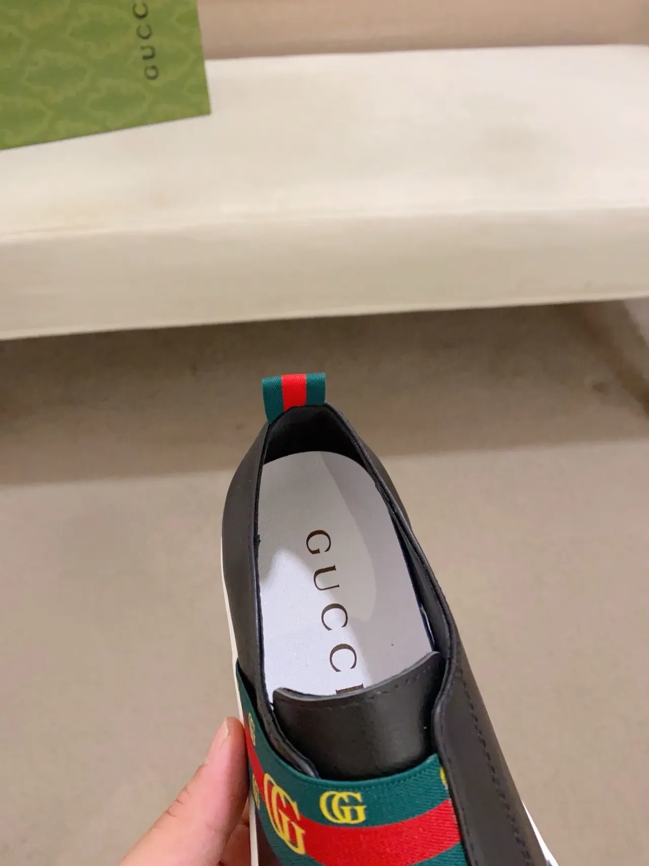 Gucci أسود أخضر منزلق جلد علوي أسلوب حياة رياضي 7