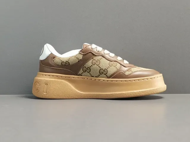 Gucci Marrom Bege GG Monograma Lona Couro Sobreposições Lifestyle Sneakers 2