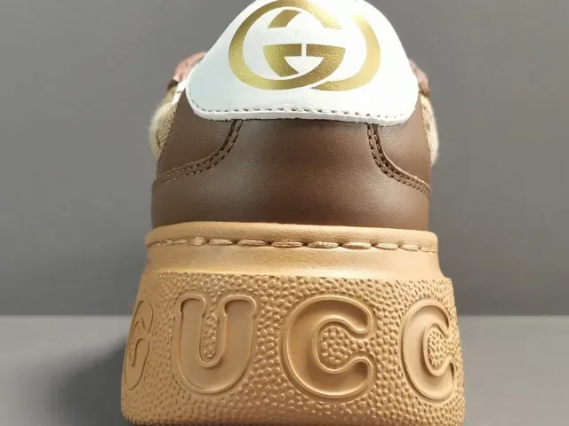Gucci Marrom Bege GG Monograma Lona Couro Sobreposições Lifestyle Sneakers 11