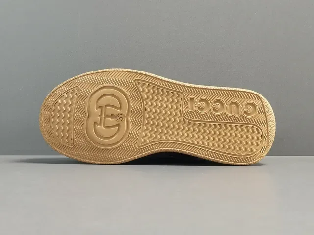 Gucci Marrom Bege GG Monograma Lona Couro Sobreposições Lifestyle Sneakers 16