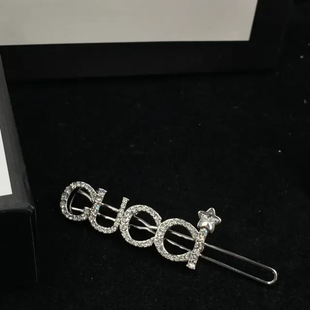 Gucci Crystal Logo Star Hair Clip Brooch 2