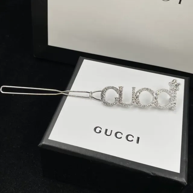 Gucci Crystal Logo Star Hair Clip Brooch 4