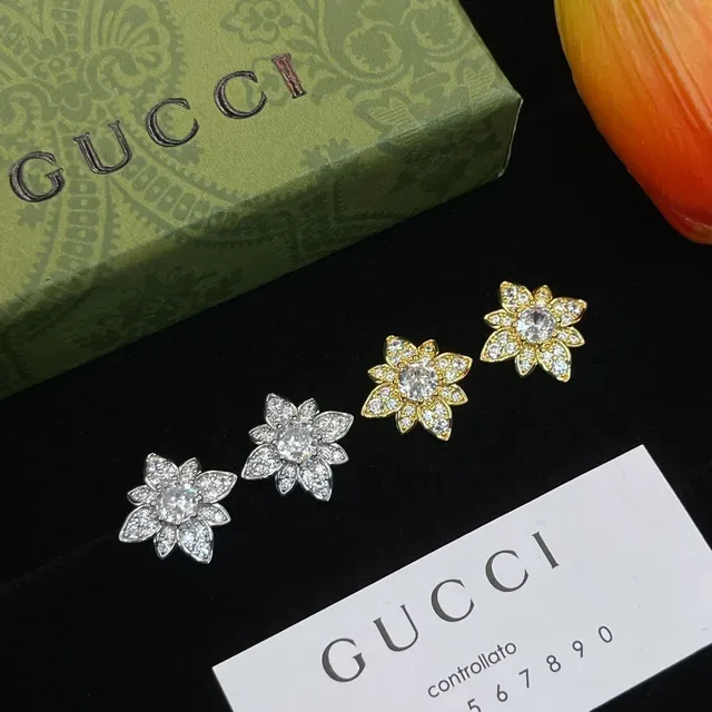Gucci Floral Pavé Crystal Gold-Tone Stud Earrings 2
