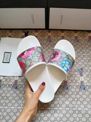 Gucci Impressão Floral GG Canvas Slide Slippers 5
