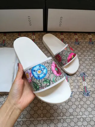 Gucci Impressão Floral GG Canvas Slide Slippers 6