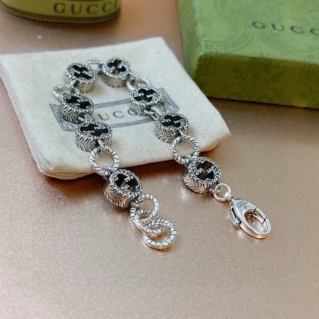 Gucci GG Marmont Bracelet maille émail noir et ton argent 3