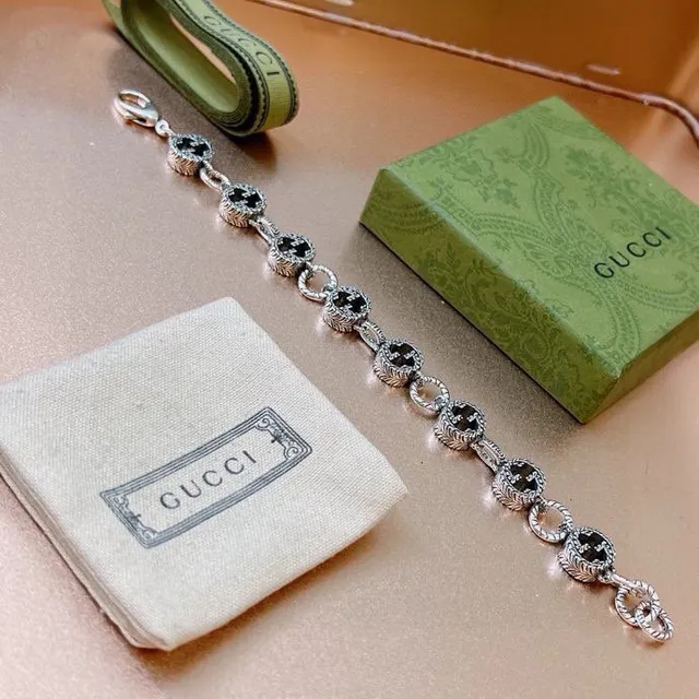 Gucci GG Marmont Bracelet maille émail noir et ton argent 6