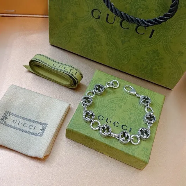 Gucci GG Marmont Bracelet maille émail noir et ton argent 8