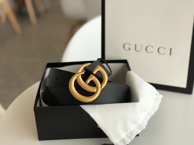 Gucci GG Marmont Black Gold Interlocking G Buckle Smooth Leather Belt 5