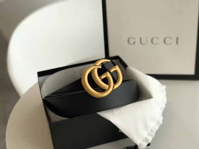 Gucci GG Marmont Black Gold Interlocking G Buckle Smooth Leather Belt 6
