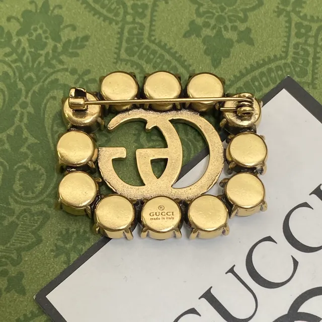 Gucci GG Marmont Crystal-Encrusted Gold-Tone Brooch 2