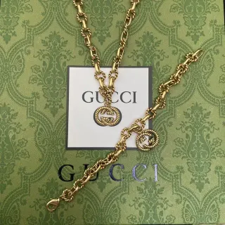 Gucci GG Marmont Collier à maillons torsadés dorés
