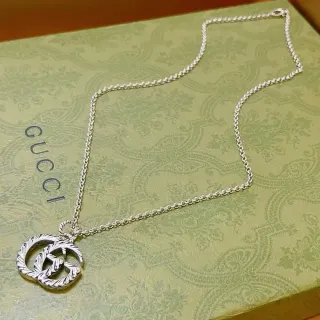 Gucci GG Marmont Interlocking G Collier argenté texturé corde