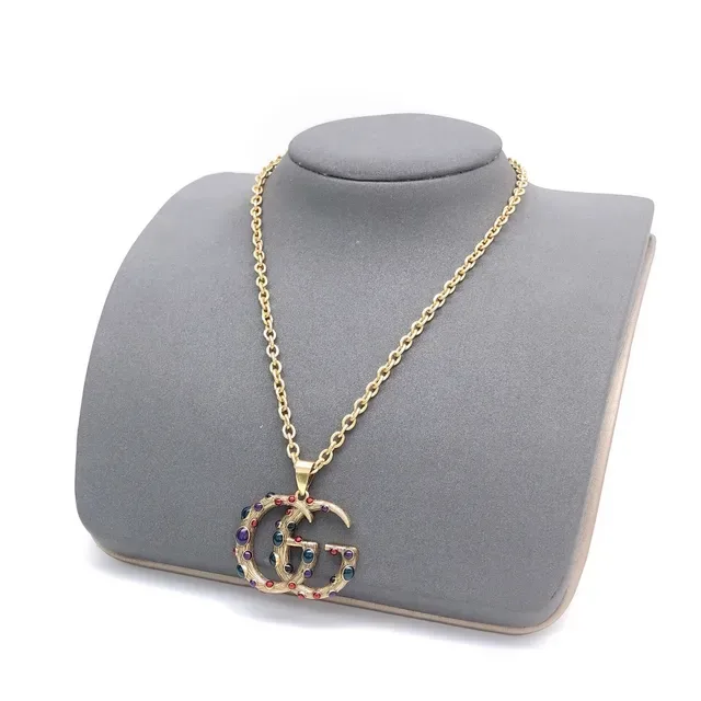 Gucci GG Marmont Collier à pendentif multi-pierres Interlocking G 5