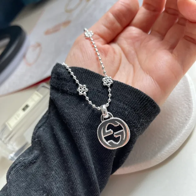 Gucci GG Marmont 银色 interlocking G Logo 吊坠 球珠链 项链 2