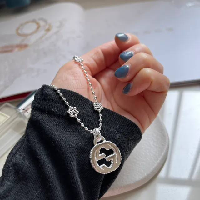 Gucci GG Marmont 银色 interlocking G Logo 吊坠 球珠链 项链 6