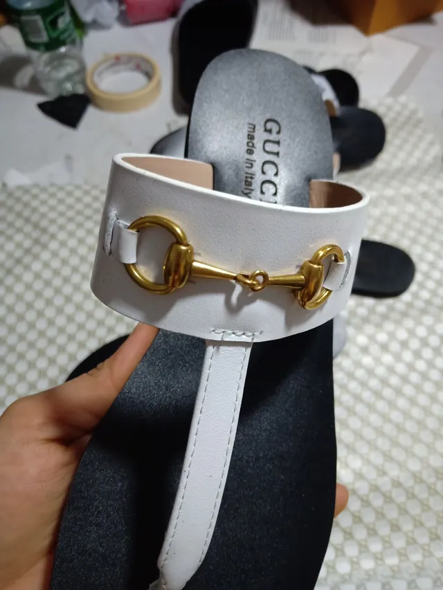 Gucci GG Marmont 白色灰色 互锁扣 珍珠装饰 休闲凉鞋 5