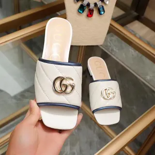 Gucci GG Marmont Blanco Marino Cuero Acolchado Hebilla Interlocking G Zapatillas
