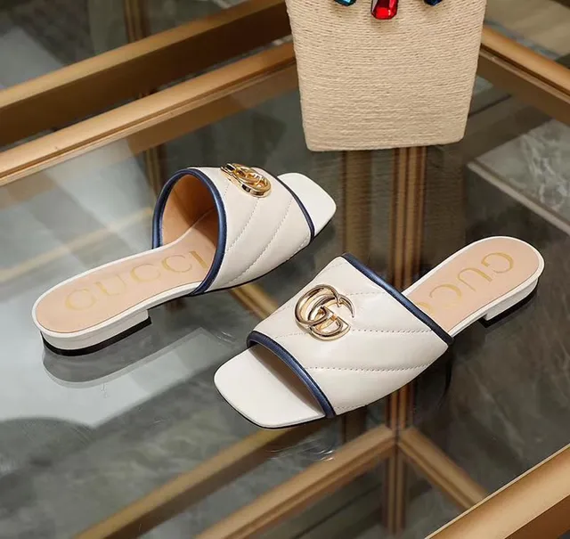 Gucci GG Marmont White Navy Quilted Leather Interlocking G Buckle Slippers 2