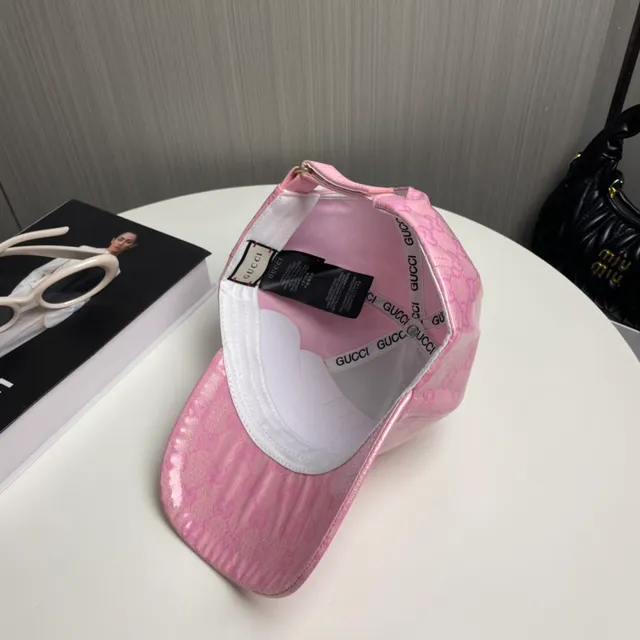 古驰 GG Monogram 粉色涂层棒球帽 5